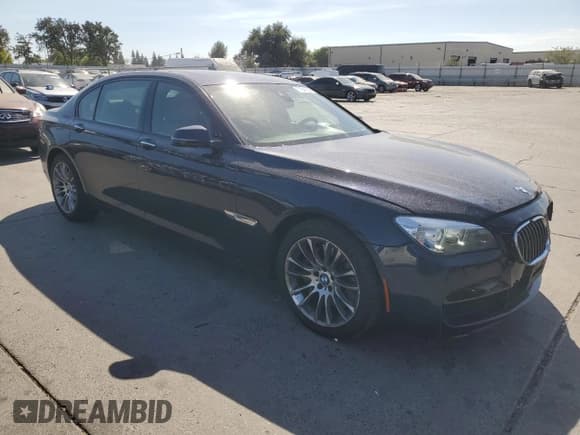 ✅ 2014 BMW 7 Series ALPINA B7 xDrive • VIN: WBAYF8C55ED142459 • Лот: 71547905. Опубликован ранее на Copart с пробегом 66 049 миль. Бесплатный доступ к архиву аукционных продаж из США и подробный отчёт об истории автомобиля на DreamBid. Изображение 4.