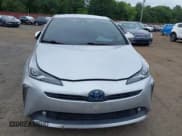 ✅ 2021 Toyota Prius LE • VIN: JTDL9MFUXM3025514 • Lot: 42602642. Wystawiony na IAAI z przebiegiem 45 720 mil. Bezpłatny archiwum sprzedaży aukcyjnych z USA i szczegółowy raport historii pojazdu na DreamBid. Zdjęcie 12.