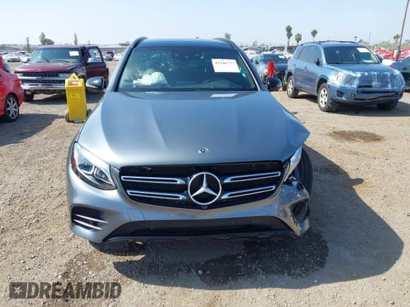 ✅ 2019 Mercedes-Benz GLC 300 • VIN: WDC0G4JB7KF600401 • Lot: 42246737. Listed on IAAI with 22,742 mi. Free auction sales archive from the USA and detailed vehicle history report at DreamBid. Image 12.