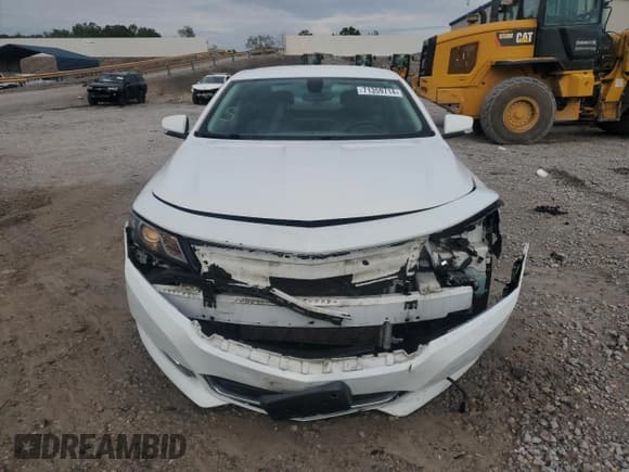 ✅ 2017 Chevrolet Impala LT • VIN: 2G1105SA1H9167646 • Lot: 71359714. Wystawiony na Copart z przebiegiem 138 170 mil. Bezpłatny archiwum sprzedaży aukcyjnych z USA i szczegółowy raport historii pojazdu na DreamBid. Zdjęcie 5.