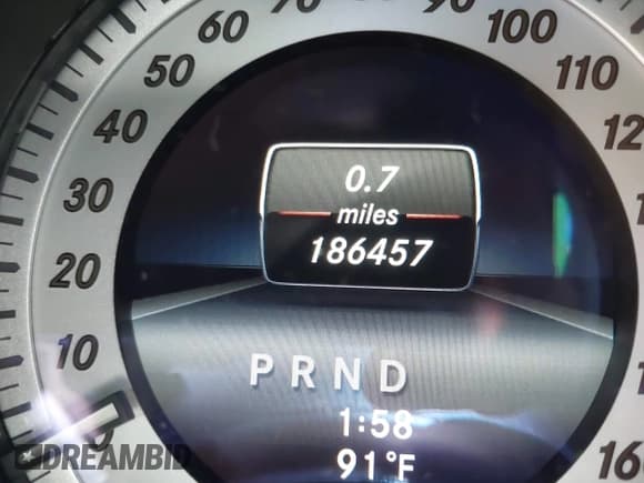 ✅ 2014 Mercedes-Benz C 250 Sport • VIN: WDDGF4HB5ER307781 • Lot: 42223138. Wystawiony na IAAI z przebiegiem 186 457 mil. Bezpłatny archiwum sprzedaży aukcyjnych z USA i szczegółowy raport historii pojazdu na DreamBid. Zdjęcie 15.