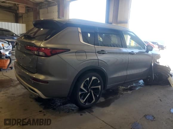 ✅ 2022 Mitsubishi Outlander SEL • VIN: JA4J3VA81NZ069273 • Lot: 86118375. Listed on Copart with 70,822 mi. Free auction sales archive from the USA and detailed vehicle history report at DreamBid. Image 3.