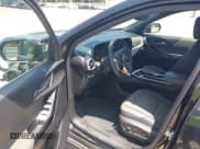 ✅ 2025 Chevrolet Equinox FWD LT • VIN: 3GNAXHEG7SL261109 • Lot: 42672414. Wystawiony na IAAI z przebiegiem 4 697 mil. Bezpłatny archiwum sprzedaży aukcyjnych z USA i szczegółowy raport historii pojazdu na DreamBid. Zdjęcie 18.