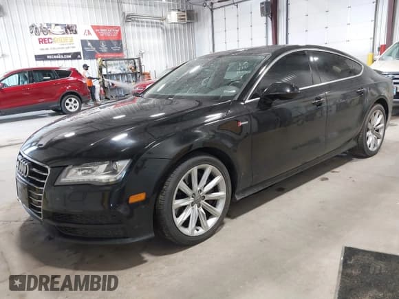✅ 2012 Audi A7 Prestige • VIN: WAU2GAFC5CN097440 • Lot: 42765308. Wystawiony na IAAI z przebiegiem 156 233 mil. Bezpłatny archiwum sprzedaży aukcyjnych z USA i szczegółowy raport historii pojazdu na DreamBid. Zdjęcie 2.