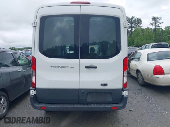 ✅ 2016 Ford Transit Cargo • VIN: 1FTYE1CM4GKA64565 • Лот: 42097481. Опубликован ранее на IAAI с пробегом 206 510 миль. Бесплатный доступ к архиву аукционных продаж из США и подробный отчёт об истории автомобиля на DreamBid. Изображение 16.