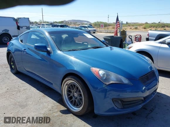 ✅ 2010 Hyundai Genesis Coupe Track • VIN: KMHHU6KH2AU010760 • Lot: 42688972. Wystawiony na IAAI z przebiegiem 112 055 mil. Bezpłatny archiwum sprzedaży aukcyjnych z USA i szczegółowy raport historii pojazdu na DreamBid. Zdjęcie 1.