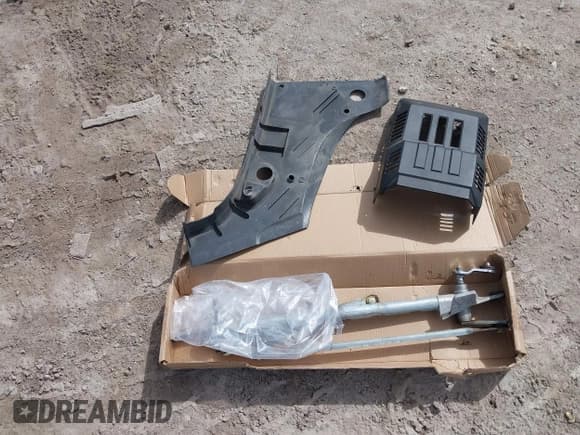 ✅ 2012 GMC Terrain SLE-1 • VIN: 2GKALMEK2C6286978 • Lot: 41879506. Wystawiony na IAAI z przebiegiem 141 457 mil. Bezpłatny archiwum sprzedaży aukcyjnych z USA i szczegółowy raport historii pojazdu na DreamBid. Zdjęcie 12.