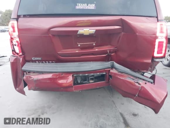 ✅ 2020 Chevrolet Suburban LT • VIN: 1GNSCHKC5LR229626 • Lot: 43470695. Listed on IAAI with 16,701 mi. Free auction sales archive from the USA and detailed vehicle history report at DreamBid. Image 6.