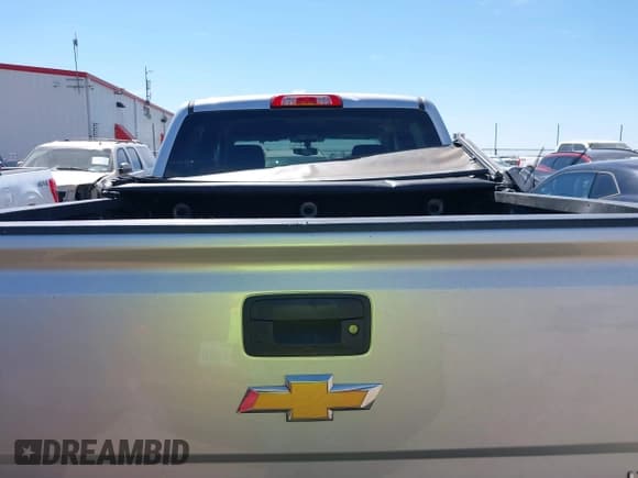 ✅ 2015 Chevrolet Silverado 1500 LT • VIN: 3GCPCREC4FG512412 • Лот: 43316614. Опубликован ранее на IAAI с пробегом 138 174 миль. Бесплатный доступ к архиву аукционных продаж из США и подробный отчёт об истории автомобиля на DreamBid. Изображение 16.