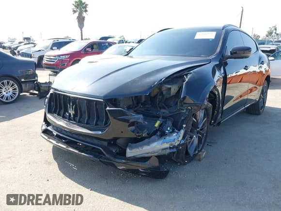 ✅ 2018 Maserati Levante • VIN: ZN661XUA0JX301331 • Lot: 42448335. Wystawiony na IAAI z przebiegiem 77 358 mil. Bezpłatny archiwum sprzedaży aukcyjnych z USA i szczegółowy raport historii pojazdu na DreamBid. Zdjęcie 17.