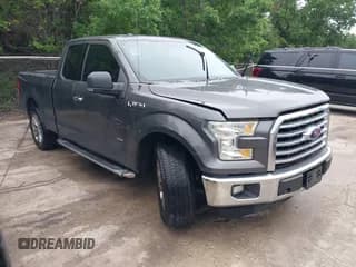 ✅ 2015 Ford F-150 XL • VIN: 1FTEX1CP7FKE19945 • Lot: 42165359. Wystawiony na IAAI z przebiegiem 206 874 mil. Bezpłatny archiwum sprzedaży aukcyjnych z USA i szczegółowy raport historii pojazdu na DreamBid. Zdjęcie 1.