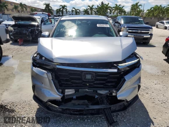 ✅ 2024 Honda CR-V EX • VIN: 2HKRS4H46RH442894 • Lot: 69846765. Listed on Copart with 9,584 mi. Free auction sales archive from the USA and detailed vehicle history report at DreamBid. Image 5.