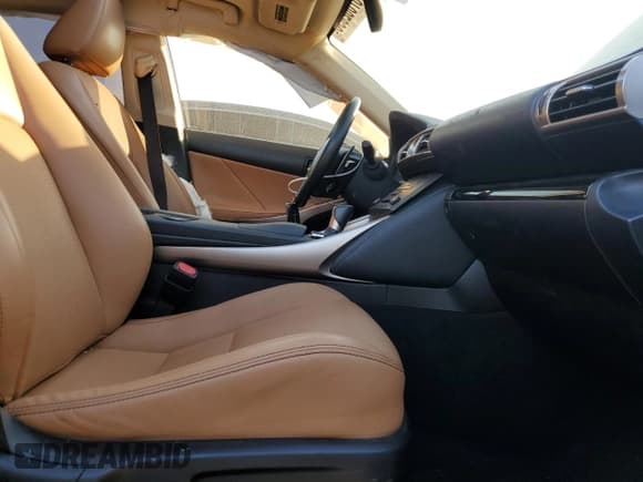 ✅ 2015 Lexus IS 250 • VIN: JTHBF1D25F5045700 • Лот: 87062095. Опубликован ранее на Copart с пробегом 110 605 миль. Бесплатный доступ к архиву аукционных продаж из США и подробный отчёт об истории автомобиля на DreamBid. Изображение 4.