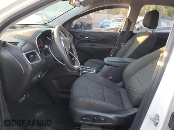 ✅ 2018 Chevrolet Equinox LT • VIN: 2GNAXJEV4J6149912 • Лот: 85255435. Опубликован ранее на Copart с пробегом 106 433 миль. Бесплатный доступ к архиву аукционных продаж из США и подробный отчёт об истории автомобиля на DreamBid. Изображение 7.