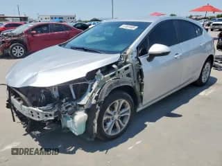 2019 Chevrolet Cruze LT with VIN 3G1BE6SMXKS587809, listed as a Copart auction lot 67624665 with 61,766 mi miles and Salvage title. Bid and sale history available at DreamBid. Image 1.