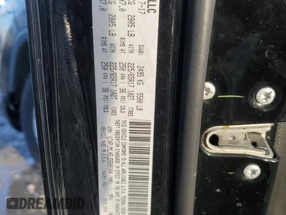 ✅ 2018 Jeep Cherokee Latitude Plus • VIN: 1C4PJMLX5JD509104 • Lot: 90526365. Listed on Copart with 166,637 mi. Free auction sales archive from the USA and detailed vehicle history report at DreamBid. Image 12.