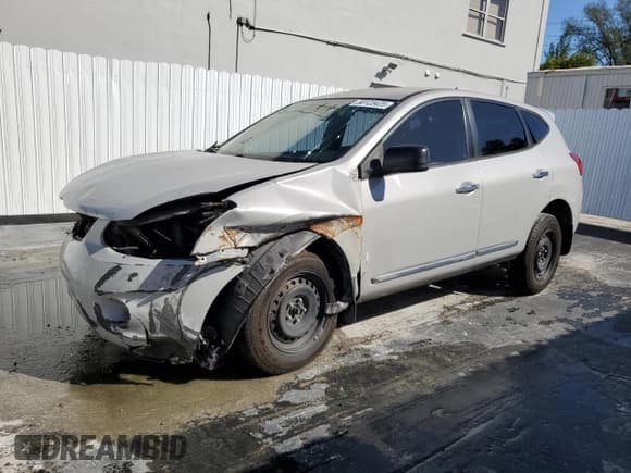 ✅ 2011 Nissan Rogue S • VIN: JN8AS5MV1BW277570 • Lot: 90123425. Listed on Copart with 190,902 mi. Free auction sales archive from the USA and detailed vehicle history report at DreamBid. Image 1.