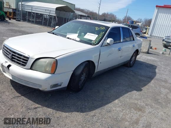 ✅ 2005 Cadillac DeVille DHS • VIN: 1G6KE57Y05U255088 • Lot: 41714372. Listed on IAAI with Not provided. Free auction sales archive from the USA and detailed vehicle history report at DreamBid. Image 2.