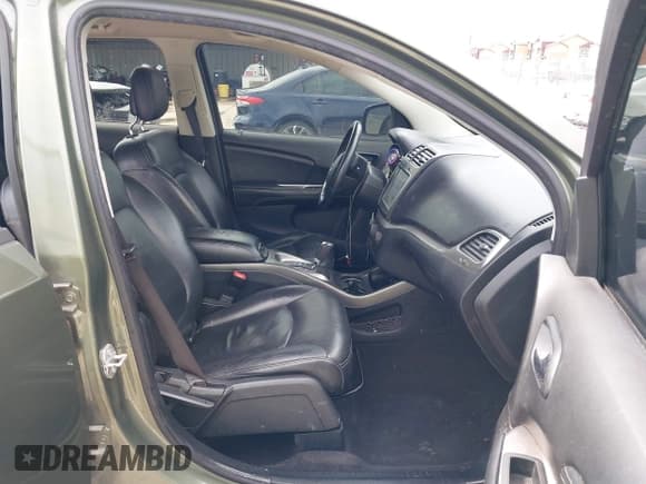 ✅ 2017 Dodge Journey Crossroad Plus • VIN: 3C4PDCGB2HT566106 • Лот: 42473554. Опубликован ранее на IAAI с пробегом 112 873 миль. Бесплатный доступ к архиву аукционных продаж из США и подробный отчёт об истории автомобиля на DreamBid. Изображение 5.