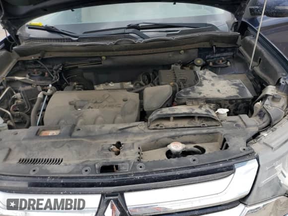 2017 Mitsubishi Outlander SE z VIN JA4AZ3A32HZ038593, wystawiony jako Copart lot #67528735 z przebiegiem 178 580 mil mil oraz Szkoda całkowita • Salvage title. Historia ofert i sprzedaży dostępna na DreamBid. Obrazek 11.