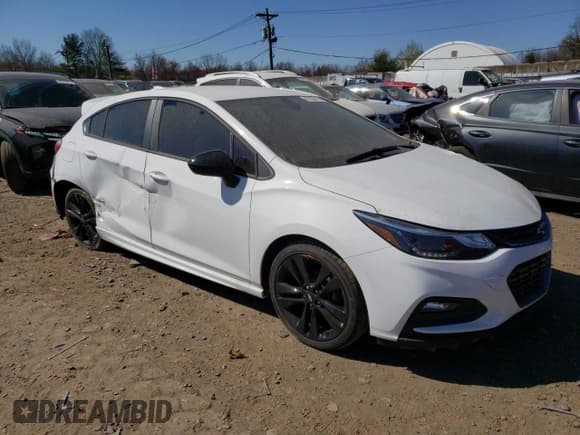 ✅ 2018 Chevrolet Cruze LT • VIN: 3G1BE6SMXJS582480 • Lot: 47293843. Listed on Copart with 48,011 mi. Free auction sales archive from the USA and detailed vehicle history report at DreamBid. Image 4.