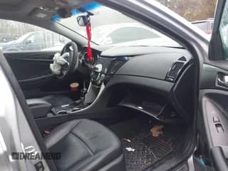 ✅ 2011 Hyundai Sonata Limited • VIN: 5NPEC4AC4BH235603 • Лот: 43550111. Опубликован ранее на IAAI с пробегом 198 119 миль. Бесплатный доступ к архиву аукционных продаж из США и подробный отчёт об истории автомобиля на DreamBid. Изображение 5.