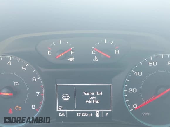 ✅ 2018 Chevrolet Traverse LS • VIN: 1GNEVFKW3JJ111155 • Lot: 43103902. Wystawiony na IAAI z przebiegiem 121 285 mil. Bezpłatny archiwum sprzedaży aukcyjnych z USA i szczegółowy raport historii pojazdu na DreamBid. Zdjęcie 7.