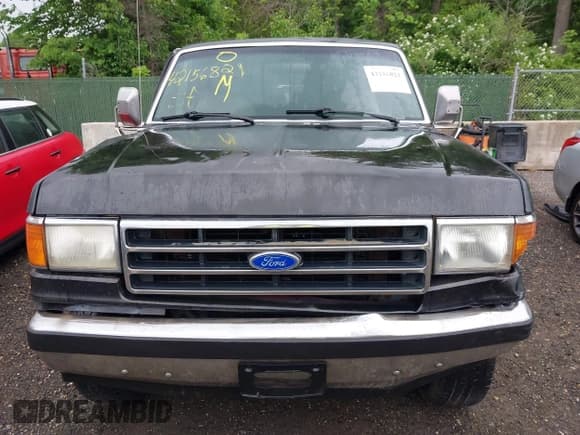 ✅ 1990 Ford F-250 • VIN: 1FTHX26H7LKB53460 • Лот: 42156821. Опубликован ранее на IAAI с пробегом 12 232 миль. Бесплатный доступ к архиву аукционных продаж из США и подробный отчёт об истории автомобиля на DreamBid. Изображение 12.
