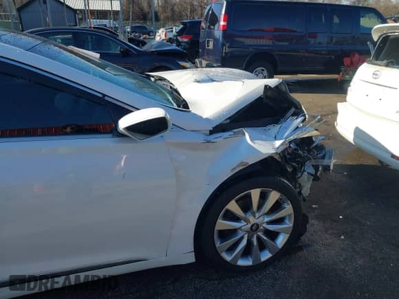 2016 Hyundai Azera Limited с VIN KMHFH4JG7GA536630, выставлен на аукционе IAAI как лот 41444129 с пробегом 128 309 миль миль и . История ставок и продаж доступна на DreamBid. Изображение 19.