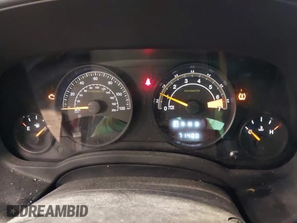 ✅ 2017 Jeep Patriot Sport • VIN: 1C4NJRBB4HD165124 • Lot: 43829414. Listed on IAAI with 71,480 mi. Free auction sales archive from the USA and detailed vehicle history report at DreamBid. Image 7.