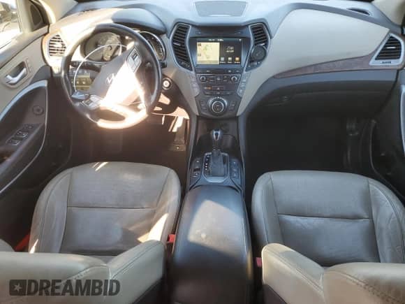 2017 Hyundai Santa Fe Limited Ultimate with VIN KM8SR4HF5HU185113, listed as a Copart auction lot 90997665 with 223,157 mi miles and Clean title. Bid and sale history available at DreamBid. Image 8.