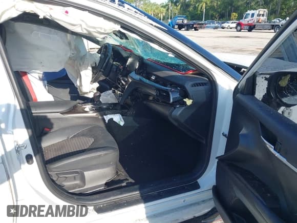 ✅ 2022 Toyota Camry TRD • VIN: 4T1KZ1AK3NU068132 • Lot: 41997486. Listed on IAAI with 23,437 mi. Free auction sales archive from the USA and detailed vehicle history report at DreamBid. Image 5.