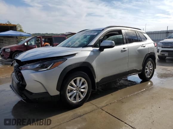 ✅ 2024 Toyota Corolla Cross LE • VIN: 7MUCAAAG0RV106699 • Lot: 84961805. Listed on Copart with 6,627 mi. Free auction sales archive from the USA and detailed vehicle history report at DreamBid. Image 1.