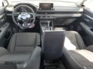 ✅ 2025 Honda CR-V LX • VIN: 7FARS3H2XSE000539 • Лот: 60131085. Опубликован ранее на Copart с пробегом 14 386 миль. Бесплатный доступ к архиву аукционных продаж из США и подробный отчёт об истории автомобиля на DreamBid. Изображение 8.