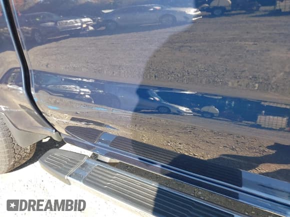 ✅ 2022 Chevrolet Silverado 1500 RST • VIN: 1GCUYEED8NZ226146 • Lot: 43600467. Wystawiony na IAAI z przebiegiem 41 193 mil. Bezpłatny archiwum sprzedaży aukcyjnych z USA i szczegółowy raport historii pojazdu na DreamBid. Zdjęcie 18.