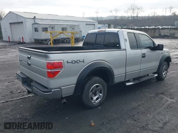 ✅ 2009 Ford F-150 XL • VIN: 1FTPX14V29FA04633 • Лот: 43689156. Опубликован ранее на IAAI с пробегом 274 802 миль. Бесплатный доступ к архиву аукционных продаж из США и подробный отчёт об истории автомобиля на DreamBid. Изображение 4.