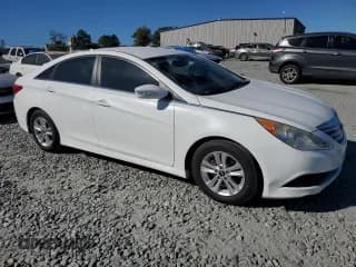 ✅ 2014 Hyundai Sonata GLS • VIN: 5NPEB4AC4EH822925 • Lot: 76303834. Listed on Copart with 133,490 mi. Free auction sales archive from the USA and detailed vehicle history report at DreamBid. Image 4.
