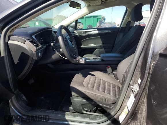 ✅ 2018 Ford Fusion SE • VIN: 3FA6P0HD7JR199441 • Lot: 85143735. Wystawiony na Copart z przebiegiem 70 126 mil. Bezpłatny archiwum sprzedaży aukcyjnych z USA i szczegółowy raport historii pojazdu na DreamBid. Zdjęcie 7.