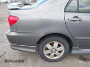 ✅ 2005 Toyota Corolla CE • VIN: 2T1BR32E55C463533 • Lot: 43648365. Wystawiony na IAAI z przebiegiem 299 999 mil. Bezpłatny archiwum sprzedaży aukcyjnych z USA i szczegółowy raport historii pojazdu na DreamBid. Zdjęcie 14.
