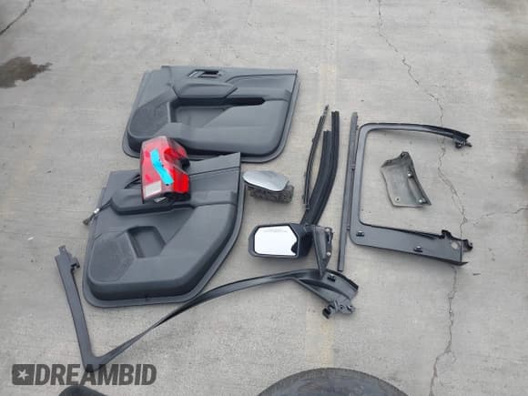 ✅ 2023 Chevrolet Colorado 2WD Work Truck • VIN: 1GCGSBEC8P1176774 • Лот: 43587268. Опубликован ранее на IAAI с пробегом 37 626 миль. Бесплатный доступ к архиву аукционных продаж из США и подробный отчёт об истории автомобиля на DreamBid. Изображение 12.