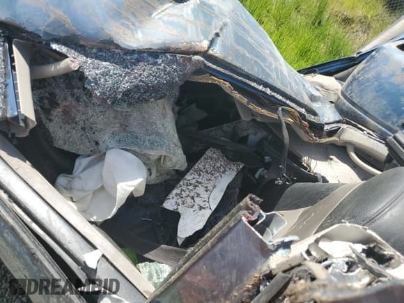 ✅ 2003 Dodge Durango R/T • VIN: 1D4HS78Z63F584126 • Lot: 70716794. Wystawiony na Copart z przebiegiem Nie podano. Bezpłatny archiwum sprzedaży aukcyjnych z USA i szczegółowy raport historii pojazdu na DreamBid. Zdjęcie 8.