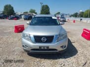 ✅ 2016 Nissan Pathfinder SV • VIN: 5N1AR2MM9GC603570 • Lot: 43102302. Listed on IAAI with 142,358 mi. Free auction sales archive from the USA and detailed vehicle history report at DreamBid. Image 12.