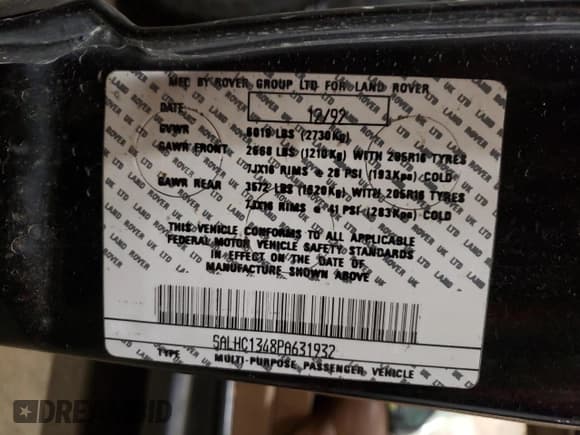 ✅ 1993 Land Rover Range Rover County • VIN: SALHC1348PA631932 • Лот: 60338455. Опубликован ранее на Copart с пробегом 165 651 миль. Бесплатный доступ к архиву аукционных продаж из США и подробный отчёт об истории автомобиля на DreamBid. Изображение 13.