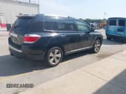 ✅ 2011 Toyota Highlander Limited • VIN: 5TDDK3EH3BS081913 • Lot: 42858523. Listed on IAAI with 132,424 mi. Free auction sales archive from the USA and detailed vehicle history report at DreamBid. Image 4.