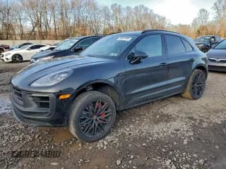 ✅ 2023 Porsche Macan GTS • VIN: WP1AF2A55PLB56728 • Lot: 93667995. Wystawiony na Copart z przebiegiem 24 208 mil. Bezpłatny archiwum sprzedaży aukcyjnych z USA i szczegółowy raport historii pojazdu na DreamBid. Zdjęcie 1.