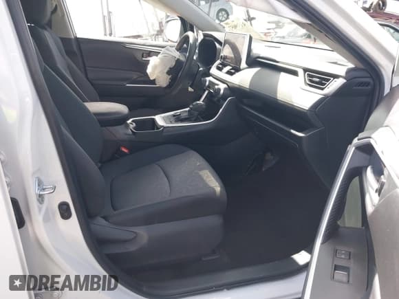 ✅ 2025 Toyota RAV4 Hybrid XLE • VIN: 2T3RWRFV3SW252840 • Lot: 43549057. Listed on IAAI with 68,515 mi. Free auction sales archive from the USA and detailed vehicle history report at DreamBid. Image 5.