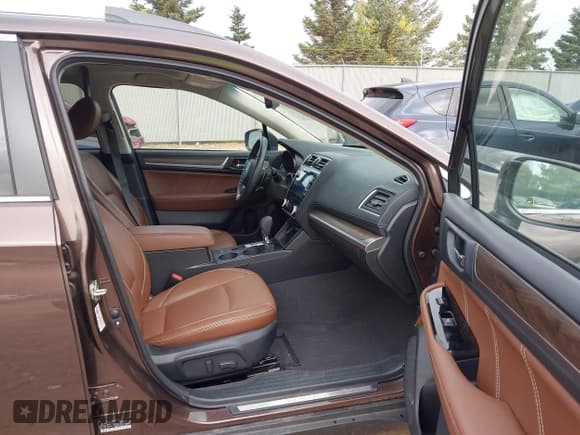 ✅ 2019 Subaru Outback Touring • VIN: 4S4BSATC0K3388200 • Лот: 43406807. Опубликован ранее на IAAI с пробегом 59 997 миль. Бесплатный доступ к архиву аукционных продаж из США и подробный отчёт об истории автомобиля на DreamBid. Изображение 5.