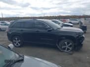 ✅ 2024 Jeep Grand Cherokee • VIN: 1C4RJYB66RC711542 • Lot: 43503819. Listed on IAAI with 18,823 mi. Free auction sales archive from the USA and detailed vehicle history report at DreamBid. Image 13.