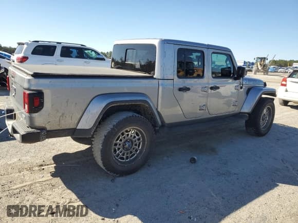 ✅ 2021 Jeep Gladiator Overland • VIN: 1C6HJTFG7ML553116 • Лот: 48115545. Опубликован ранее на Copart с пробегом 75 787 миль. Бесплатный доступ к архиву аукционных продаж из США и подробный отчёт об истории автомобиля на DreamBid. Изображение 3.
