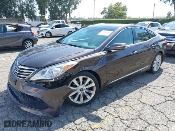 ✅ 2015 Hyundai Azera Limited • VIN: KMHFH4JG5FA478046 • Лот: 43076180. Опубликован ранее на IAAI с пробегом 111 514 миль. Бесплатный доступ к архиву аукционных продаж из США и подробный отчёт об истории автомобиля на DreamBid. Изображение 20.